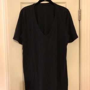 Lululemon Love V Neck Tee size 12